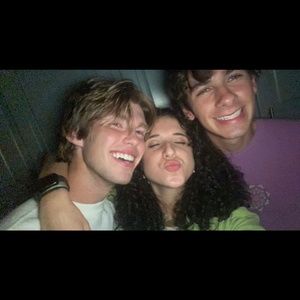 Meet your Posher, Weston